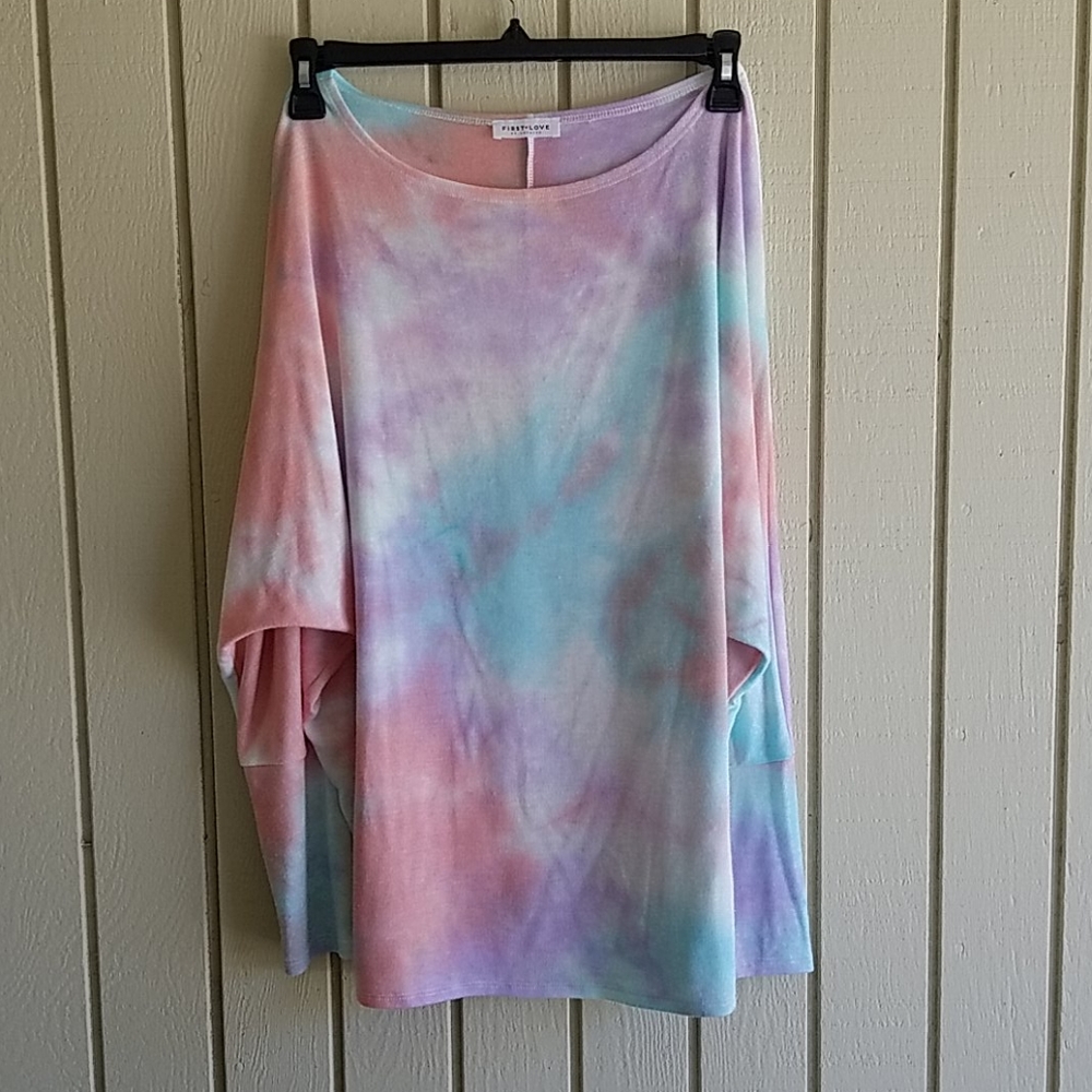 Tie Die loose fitting light weight sweater